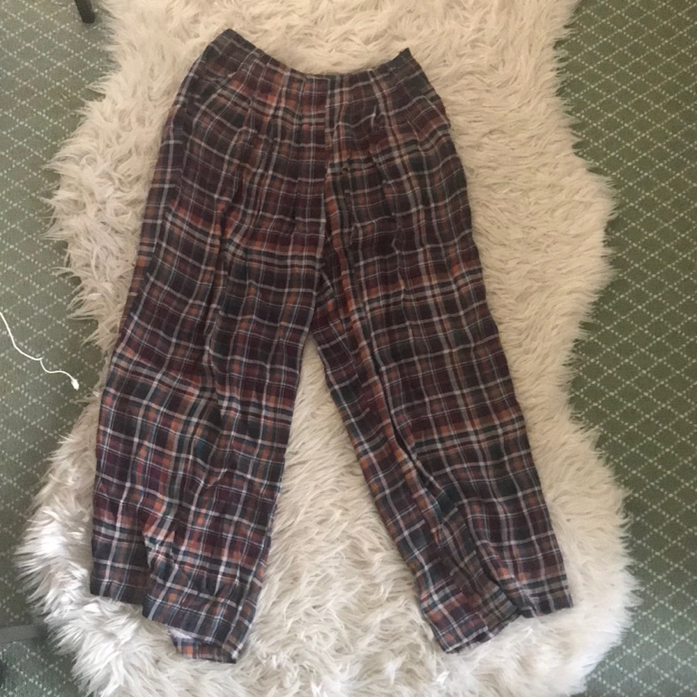 Float plaid pants